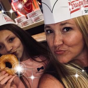 Meet your Posher, Nikki